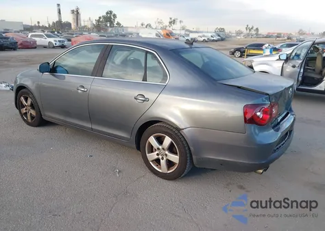 2008 Volkswagen Jetta Se/Sel из США, поврежденный, VIN 3VWRZ71K98M033395
